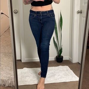 American Eagle super stretch skinny jean
